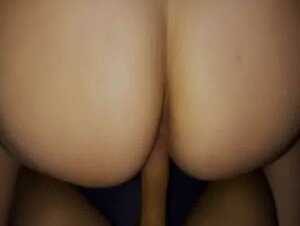 Moglie culona scopata a pecorina