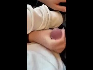 Sega e pompino in treno