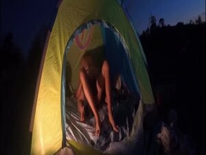 Video cuckold moglie si fa sbattere in campeggio